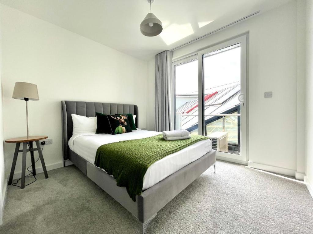 Bayard Plaza Penthouse Apartments Peterborough Exteriér fotografie